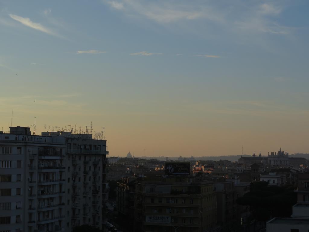 H2 In Rome * Rome