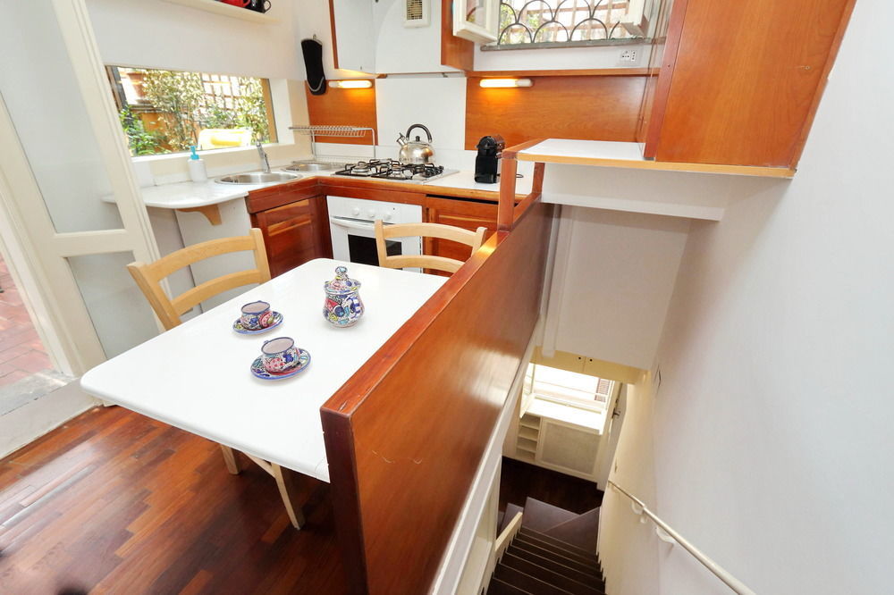 H2 In Rome Apartment *