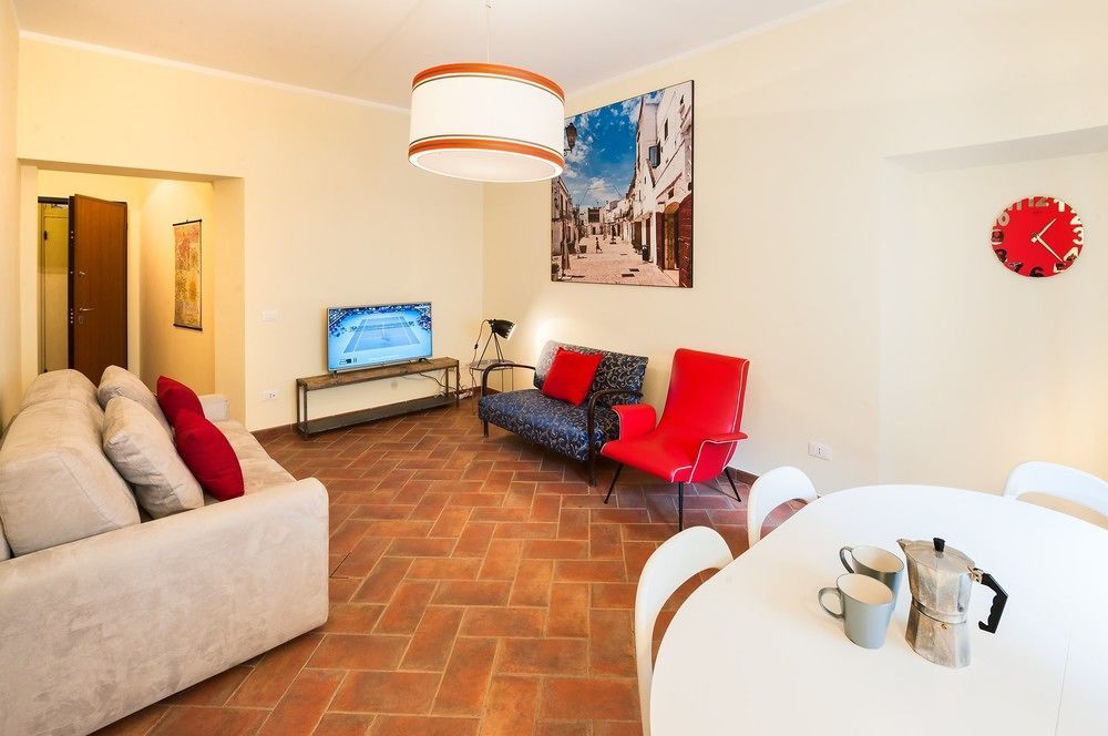 Apartment H2 In Rome *